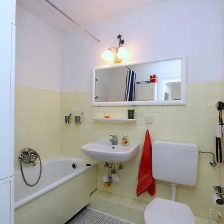 6294 Private 1 Person Homestay *